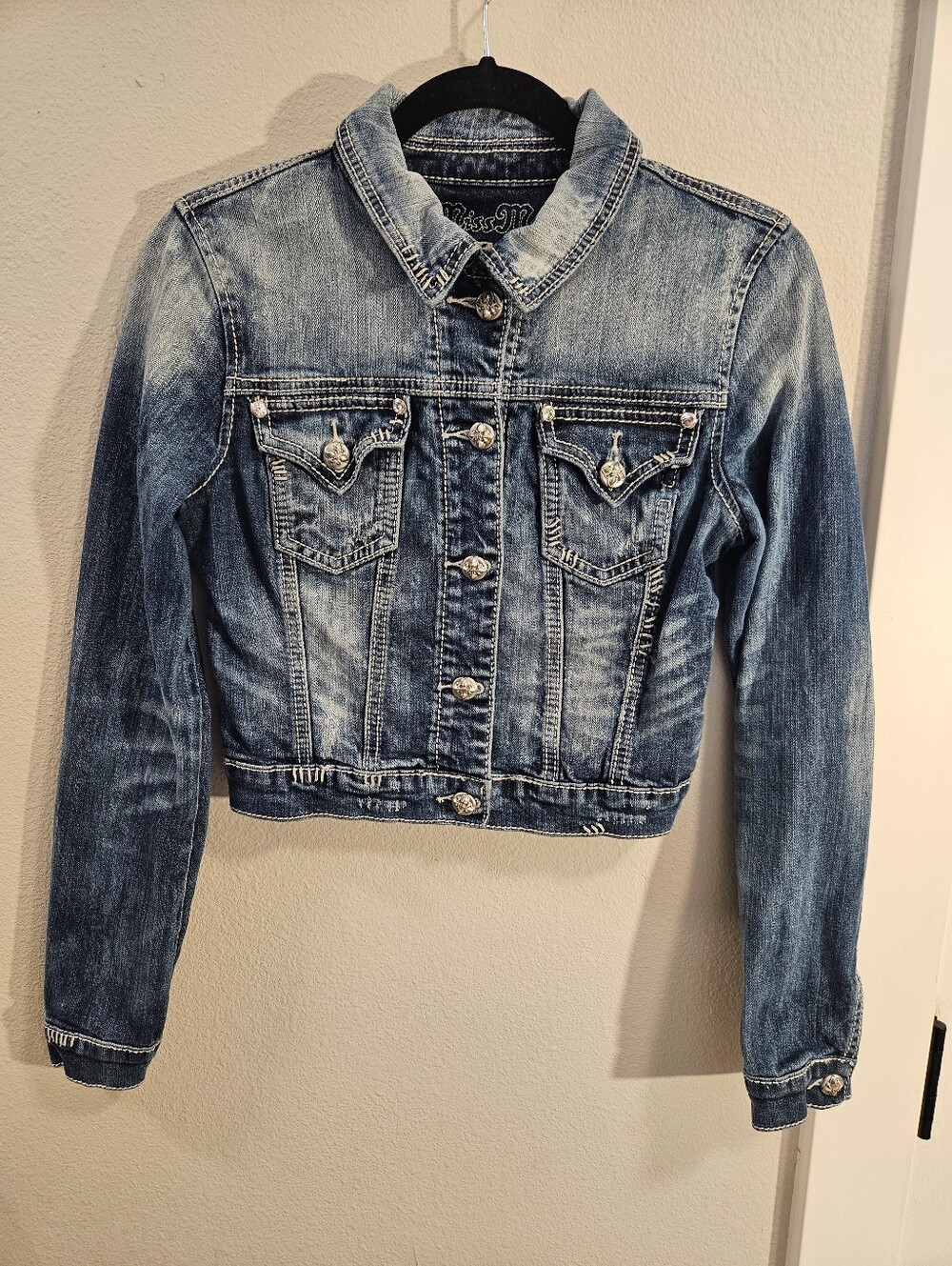 Miss Me Denim Cropped Jean Jacket Women Size Small Rhinestones Cross